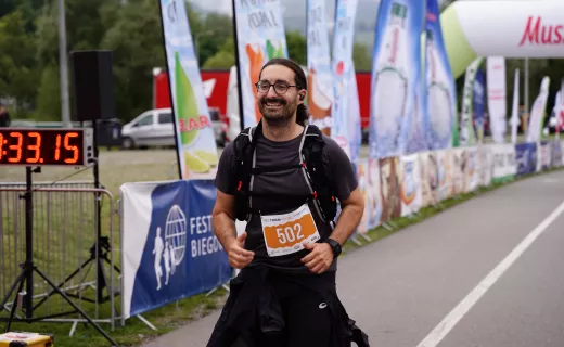 Jest zwycięzca Biegu 7 Dolin na 100 km! Dotarł do mety ze świetnym czasem [WIDEO] - 27